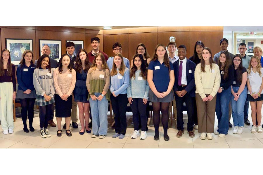featured image for Saint Joseph’s Medical Center and St. Vincent’s Hospital Present Annual Youth Awards to 23 Area School Students Whose Volunteer Service Best Exemplifies St. Vincent’s Values post